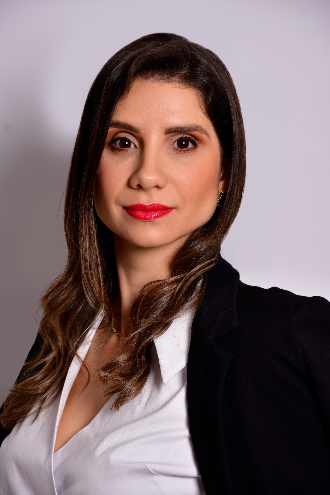 Retrato institucional da Dra. Mariana
